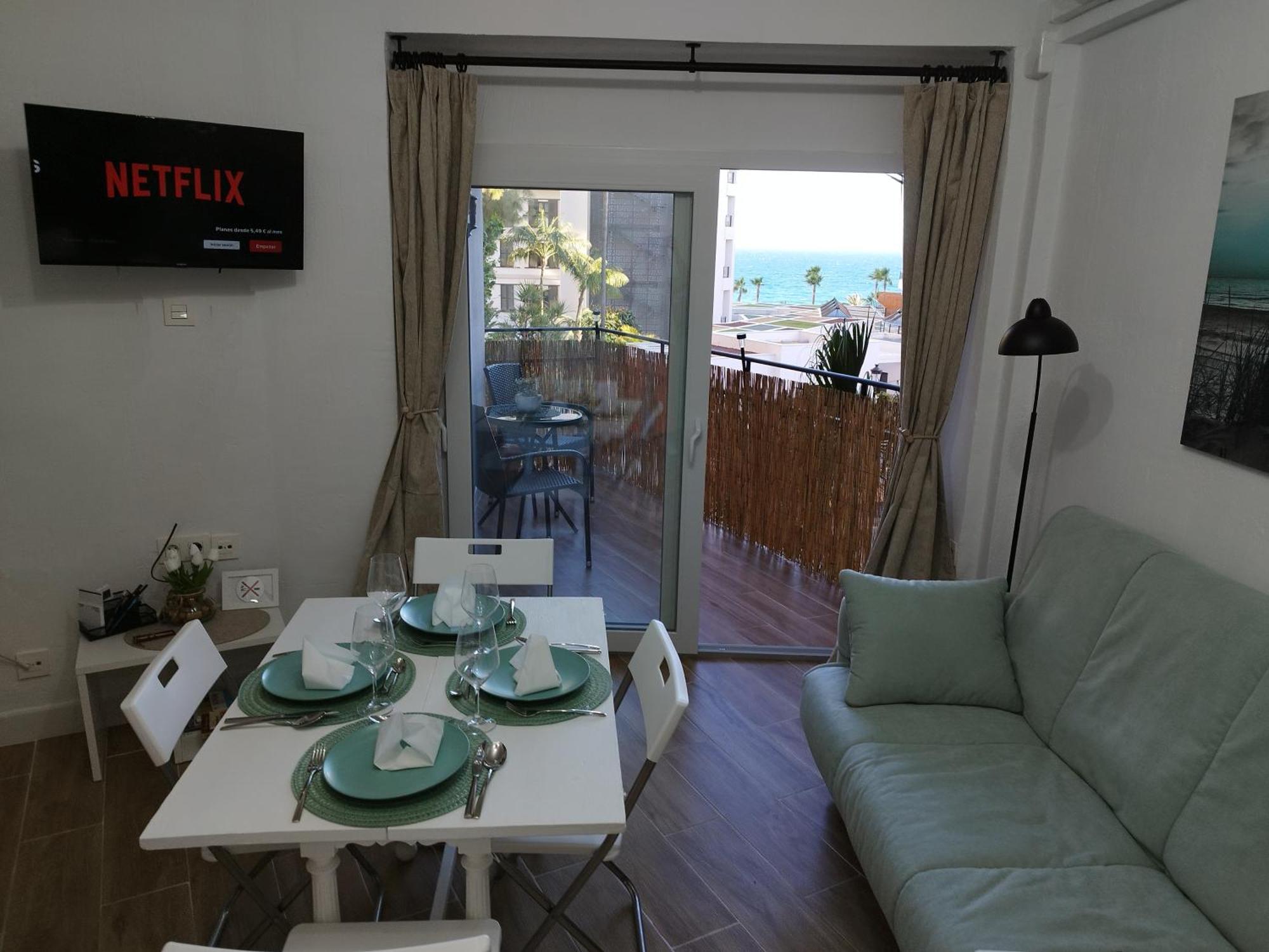 Amazing Front Sea View Studio. Marbella Centre Zewnętrze zdjęcie